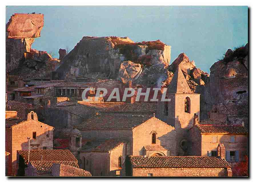 CPM Au coeur de la Provence Les Baux de Provence Eglise Saint Vincent 