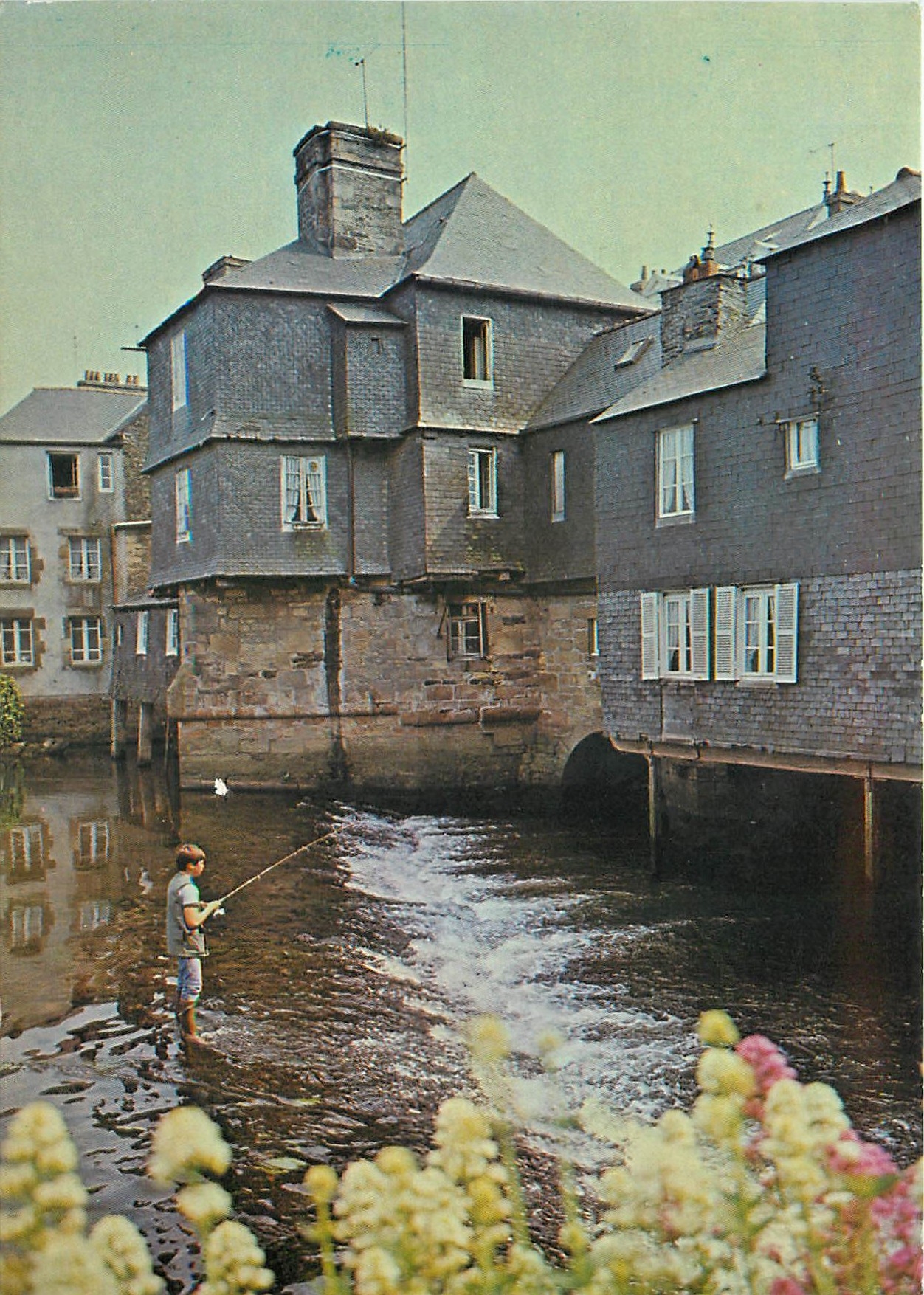 CPM La Bretagne en Couleurs Landerneau Finistere Le Pont de Rohan 