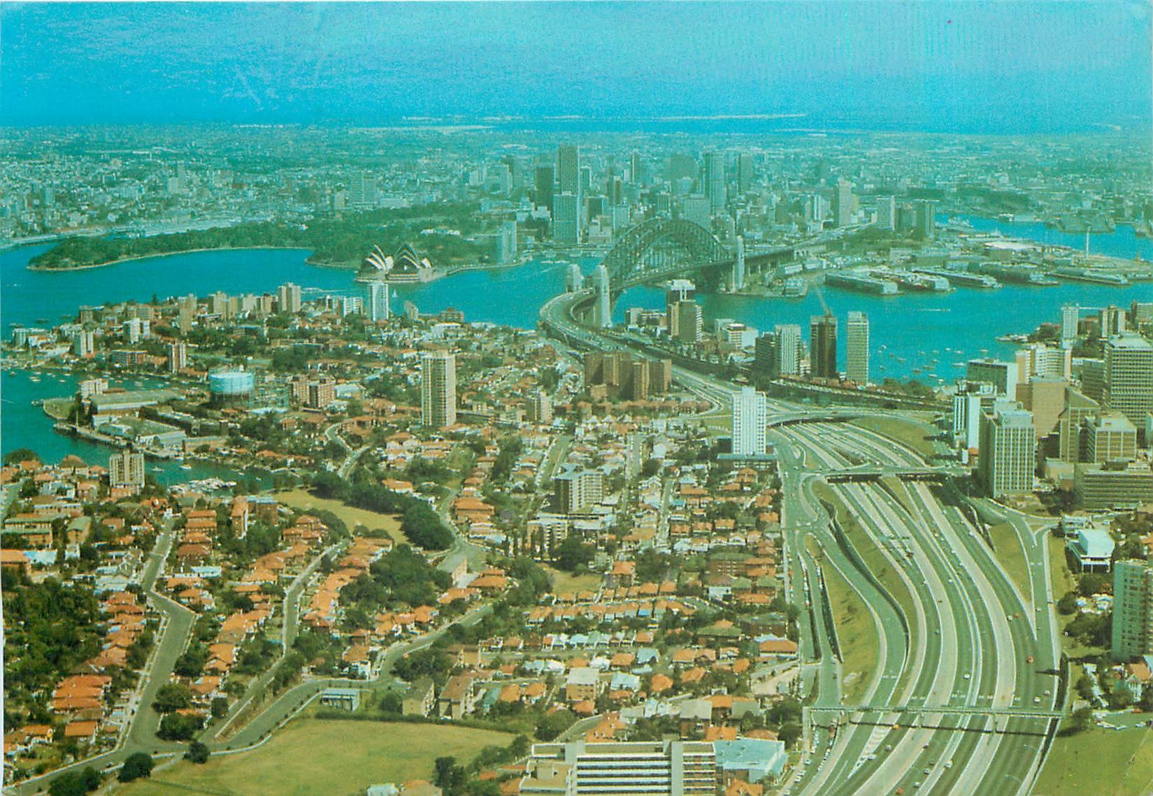 Vue aérienne de Warringah Expressway et de Sydney — édition Murett Pty. Ltd. Australia, n° P3050-4