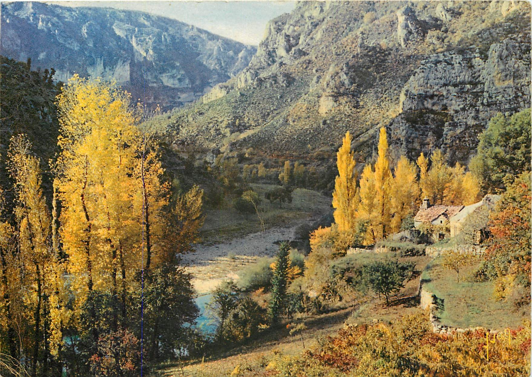 CPM Couleurs et Lumiere de France Une vue ds Gorges du Tarn entre la Malene et le Cirque des Baumes 