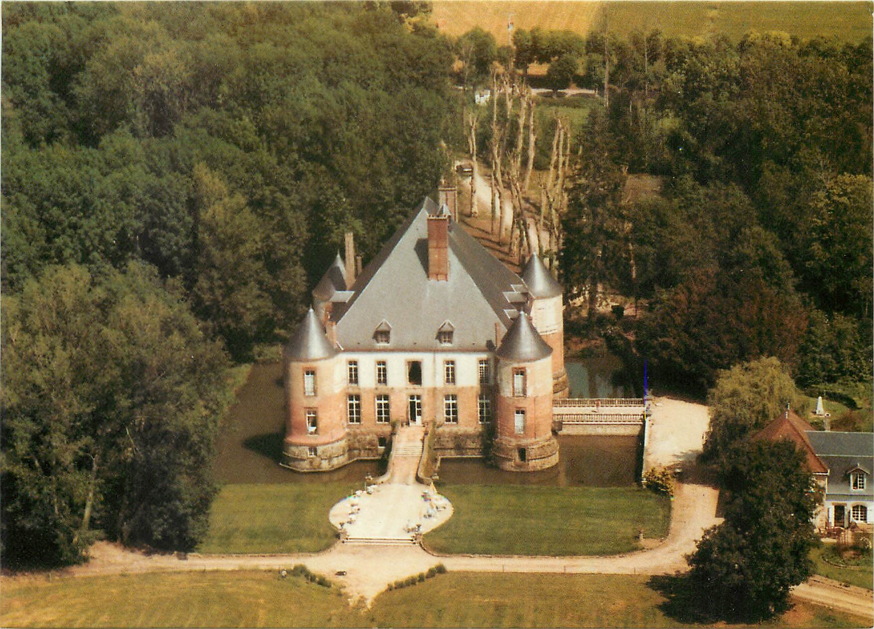 CPM Chateau Legion d'Honneur Pouy Vannes 
