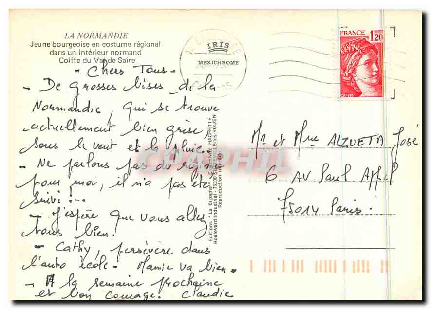 CPM La Normandie Jeune bourgeoise en costume regional dans un interieur normand Coiffe du Val de Sai — Rückseite