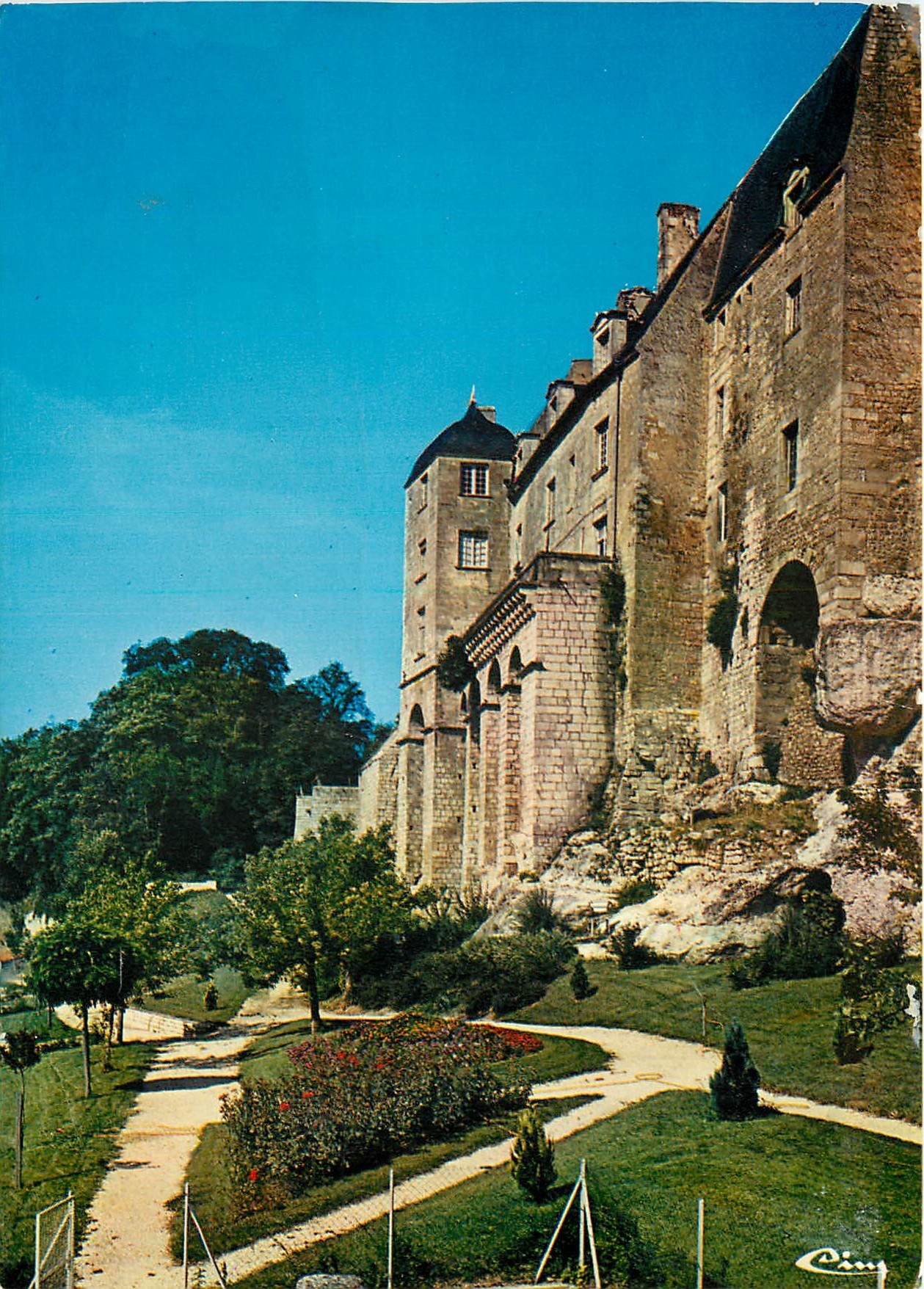 CPM Pons Char Mar Les remparts et le jardin 