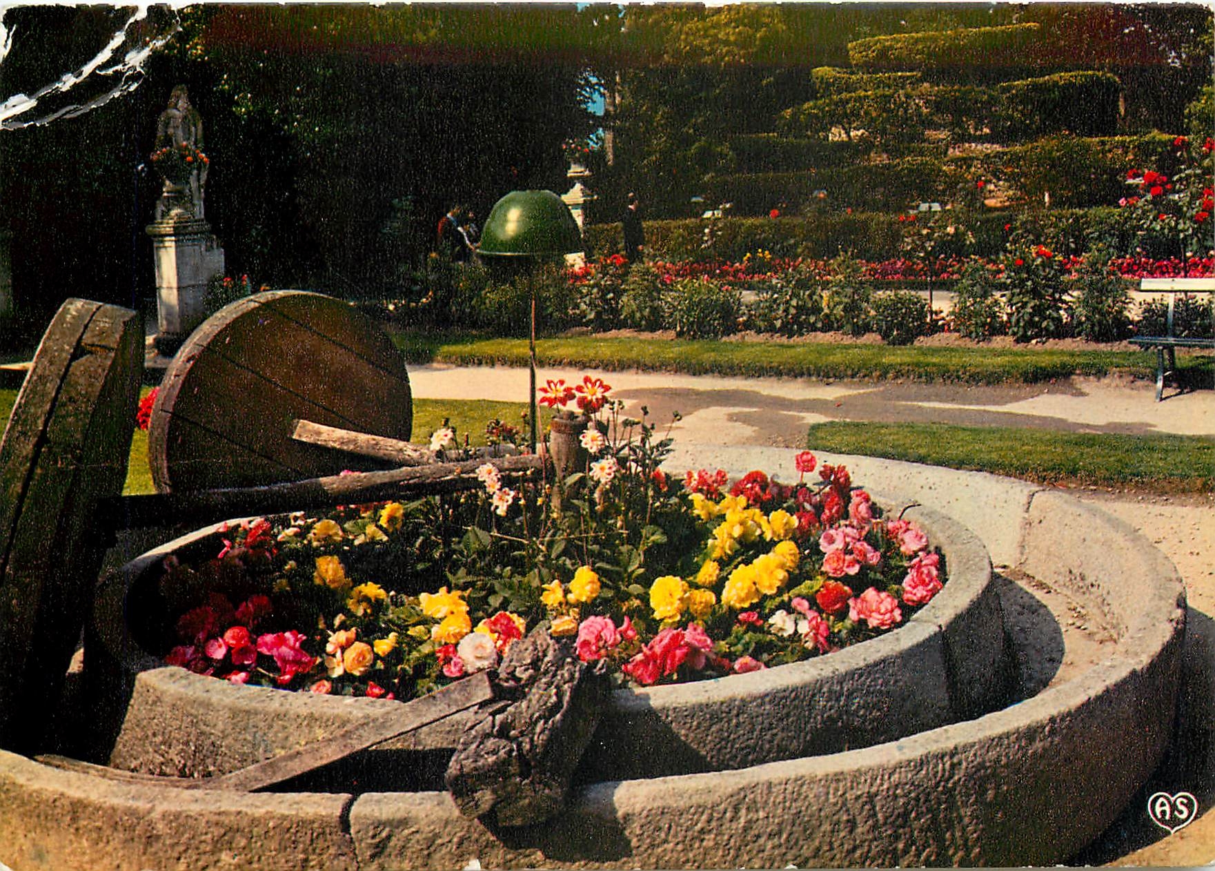 Öffentlicher Garten von Coutances — Apfelmostpresse und Schiffsleiter — Verlag A. S. (n° 216)