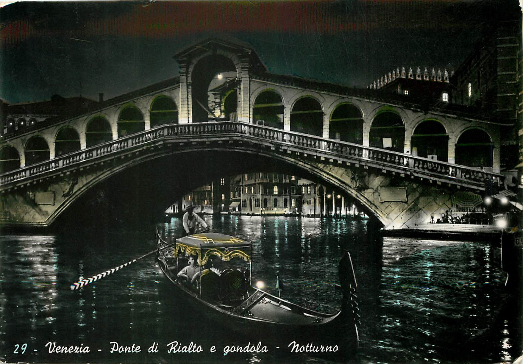 CPM Venezia Pont de Rialto et gondole Nocturne 
