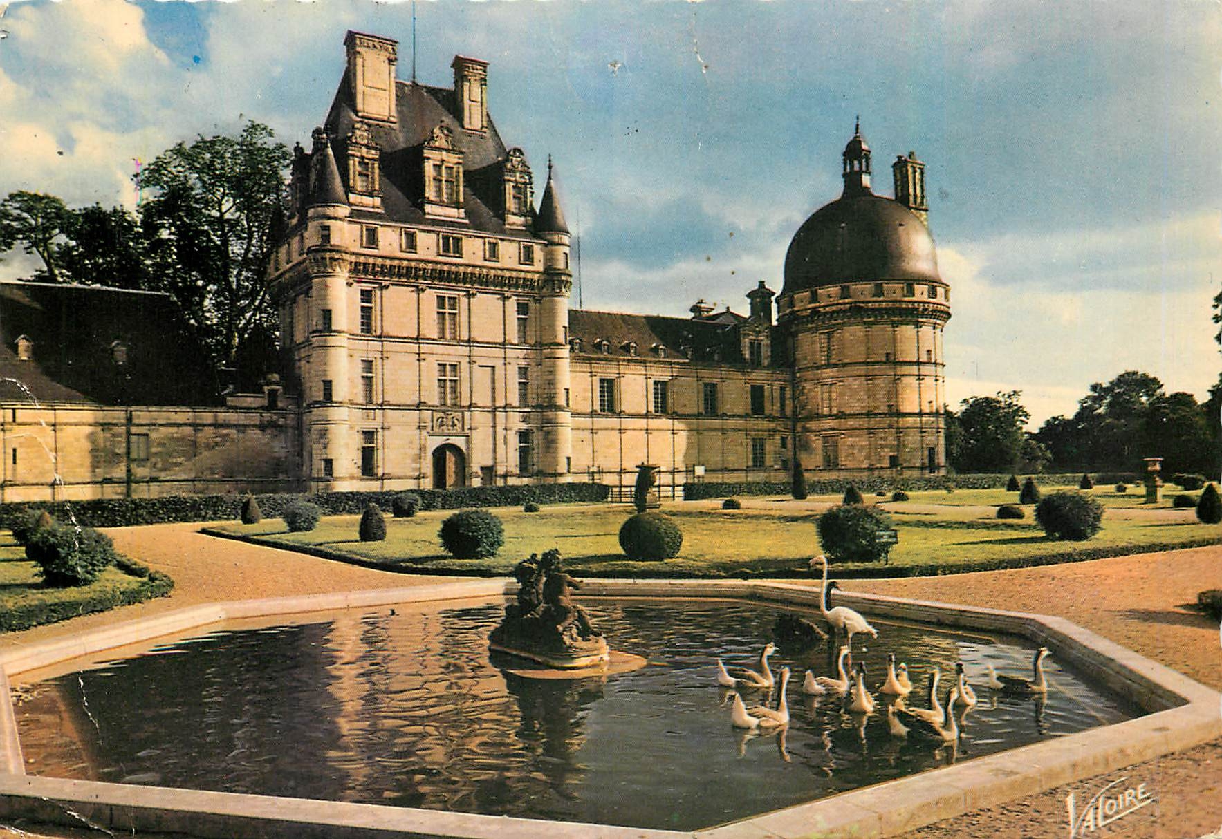 CPM Les Merveilles du Val de Loire Valencay Indre le Chateau XVI XVII siecle le Donjon Facade Nord 