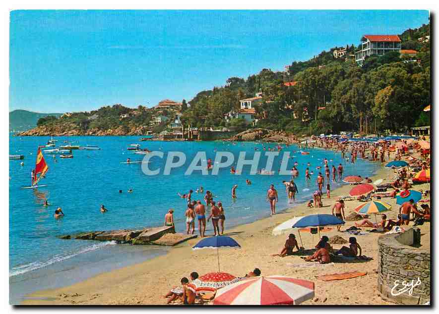 CPM La Cote d'Azur Varoise les Environs du Lavandou Aiguebelle Var la Plage et la Pointe de la Fosse