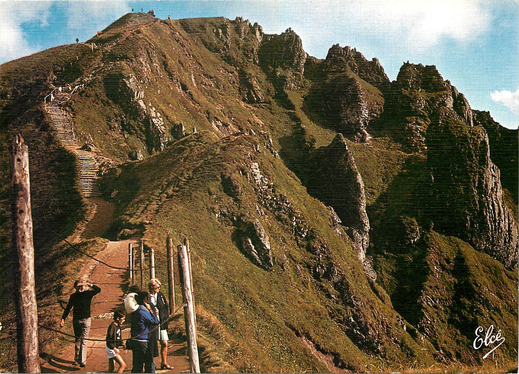 CPM Le Sancy le Chemin Conduisant au Sommet et la table d'orientation du Sancy 