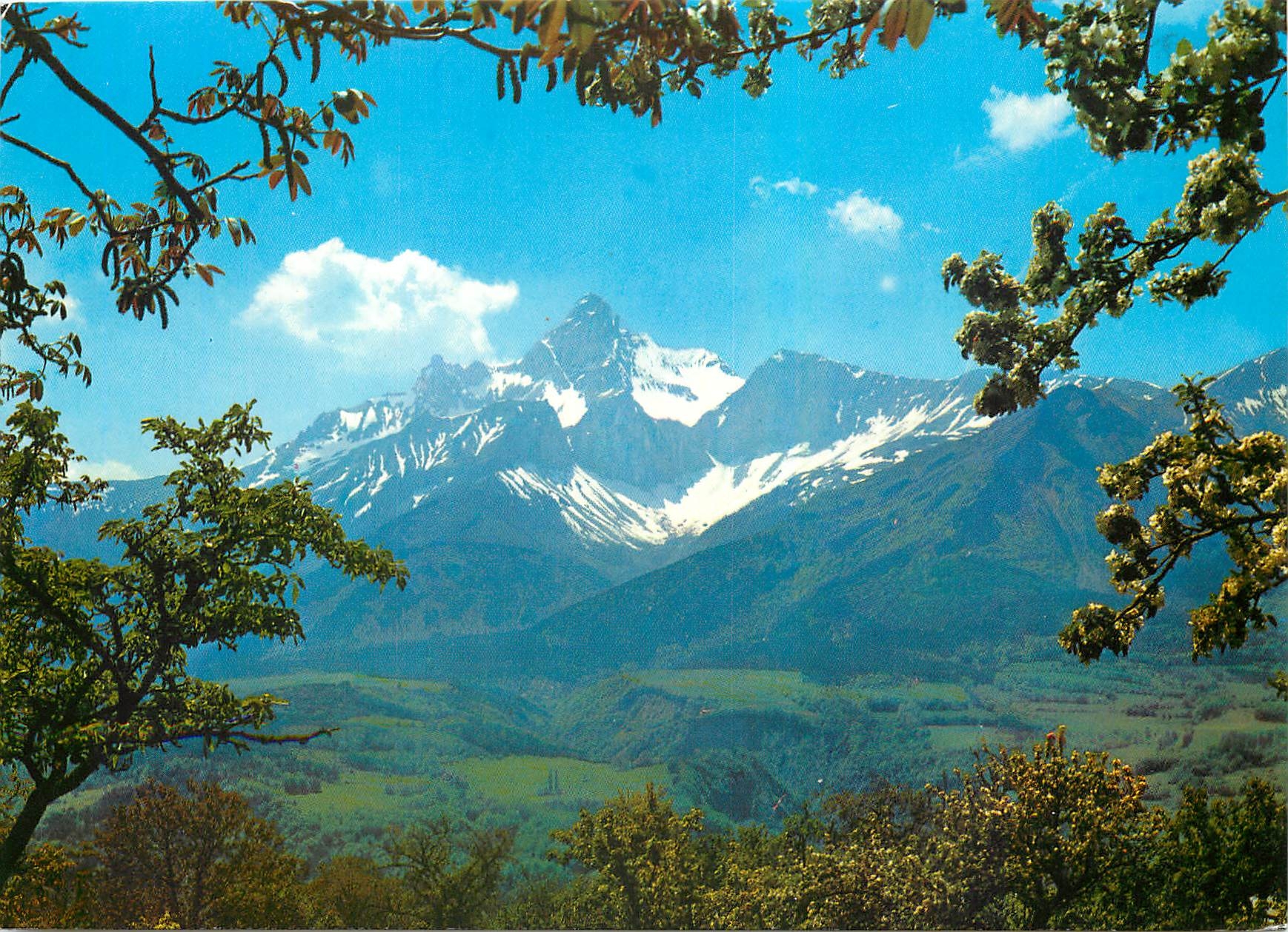 Vue du Mont Éolien — Route Napoléon — Éditions Cliché