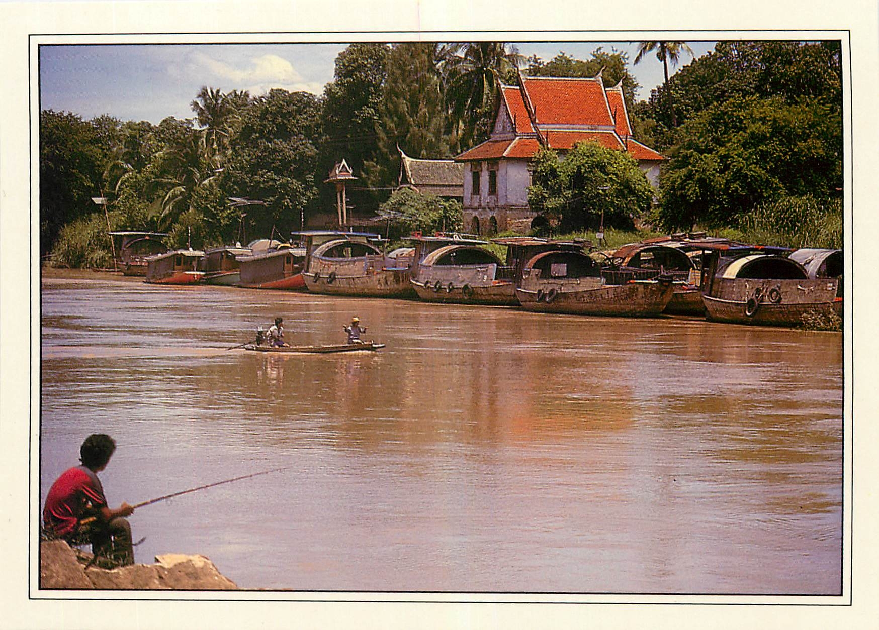 CPM By the Chao Phrya River Vital lifeline of central Thailand Peche Pecheur