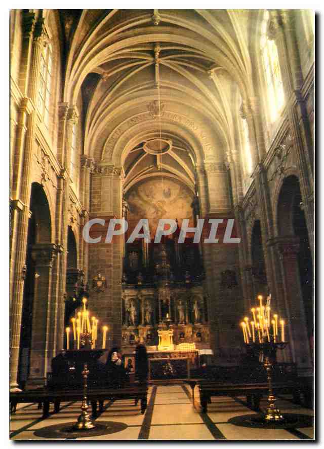 CPM En Bretagne Sainte Anne d'Auray Morbihan l'Interieur de la BAsilique XIX siecle 