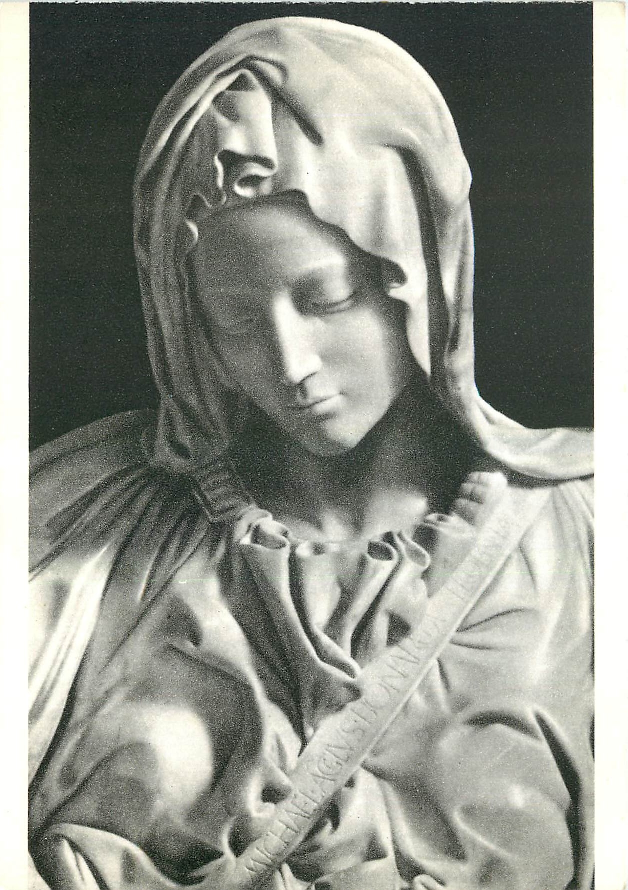 CPM Michel Ange Pieta Detail Eglise St Pierre Rome 