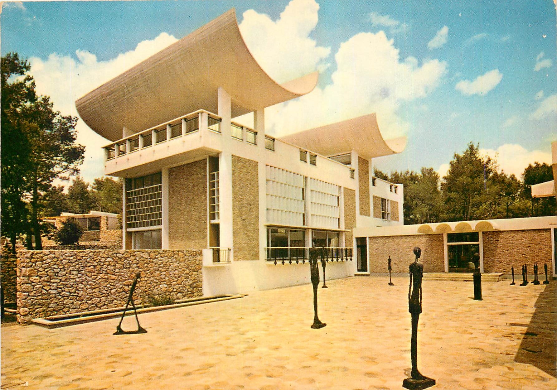 CPM Fondation M et A Maeght St Paul France 