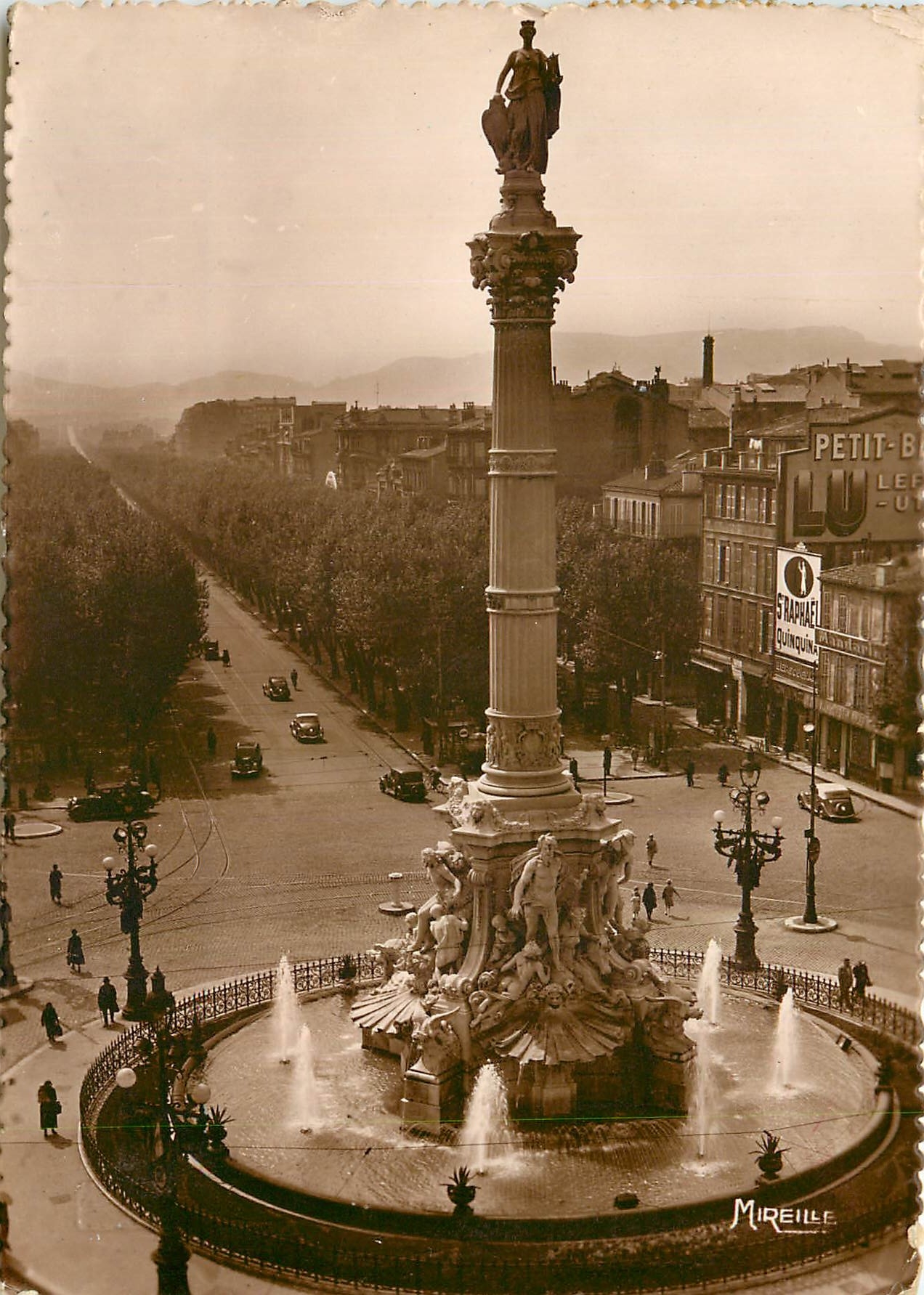 CPM Marseille Place Castellane Fontaine Cantini et l'Avenue du Prado 