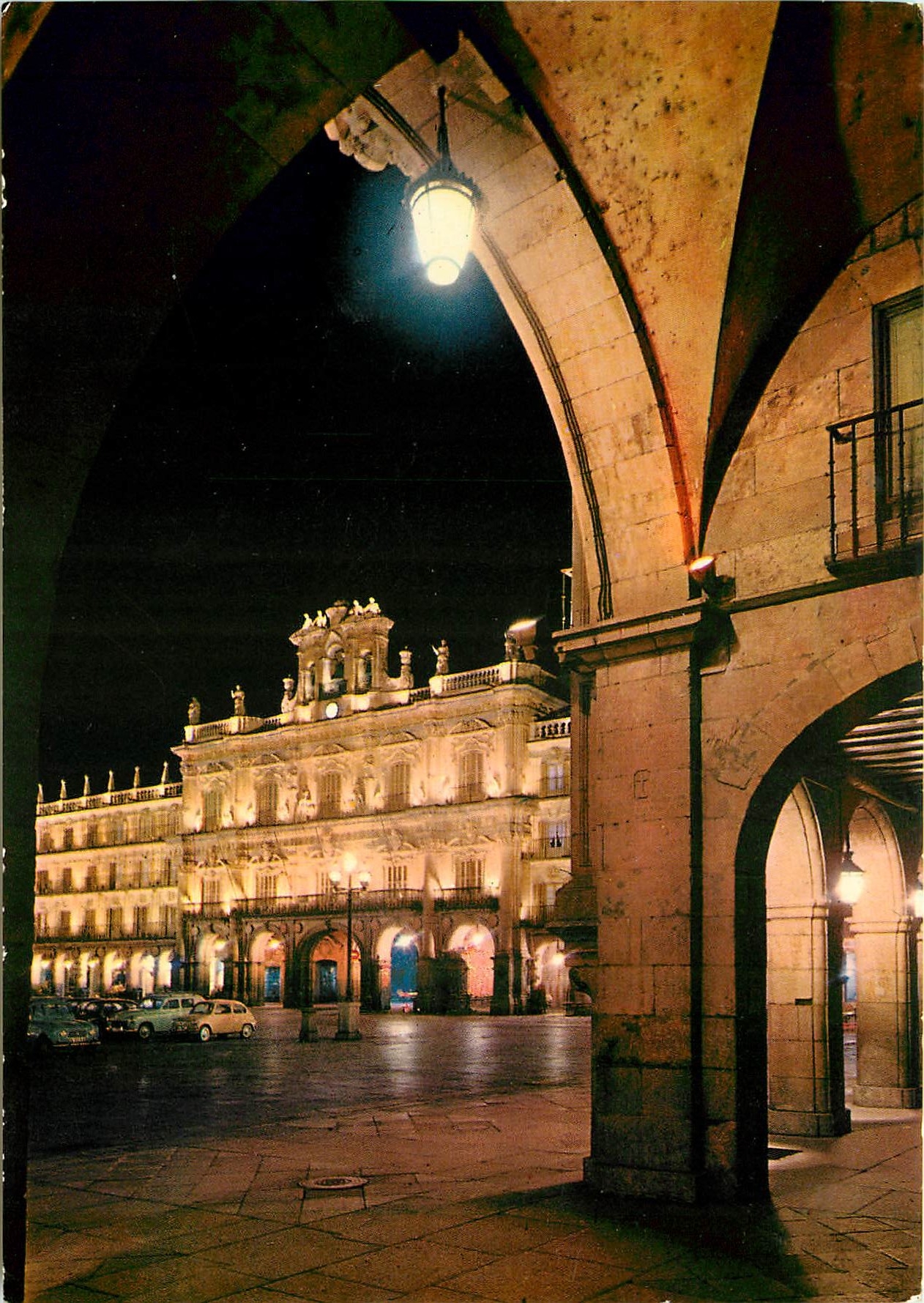 CPM Salamanca Grande Place et Hotel de Ville illuminees 