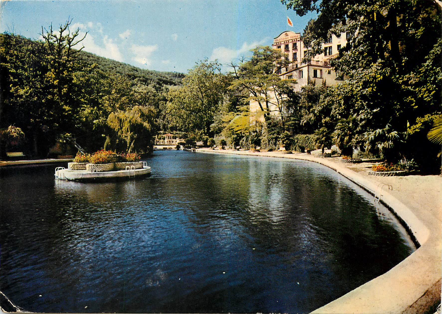 CPM Molitg les Bains Un coin du Parc 