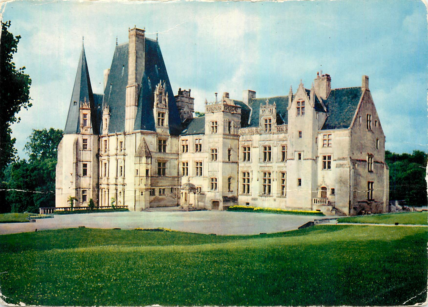 CPM Chateau de Fontaine Henry Calvados 