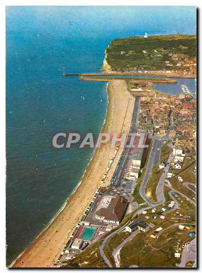 CPM Fecamp Seine Maritime Vue generale de la Plage 