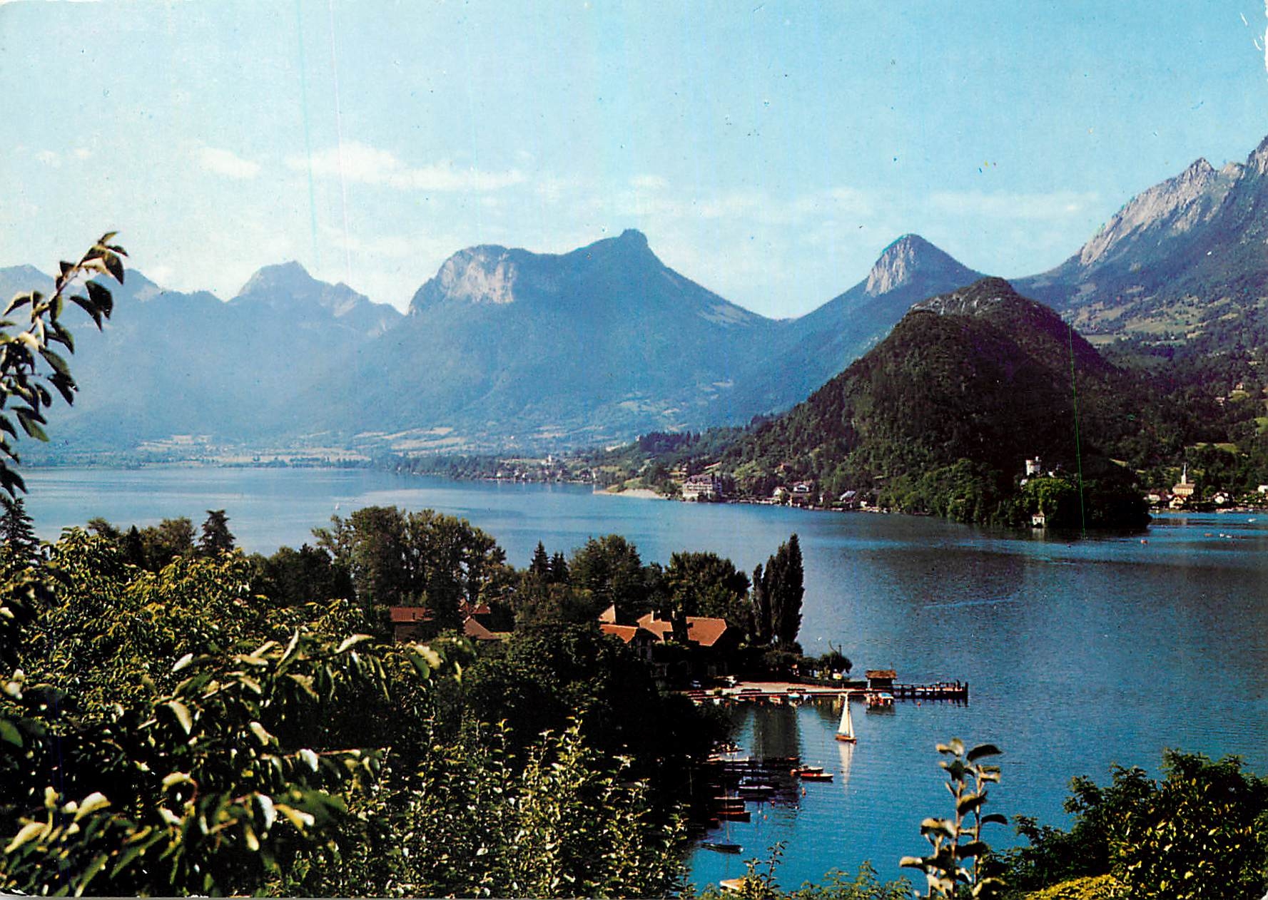 CPM Annecy et Son Lac Haute Savoie La baie de Talloires 