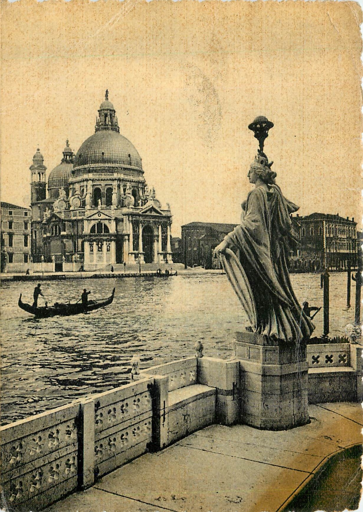 CPM Venezia Eglise de la Salute 