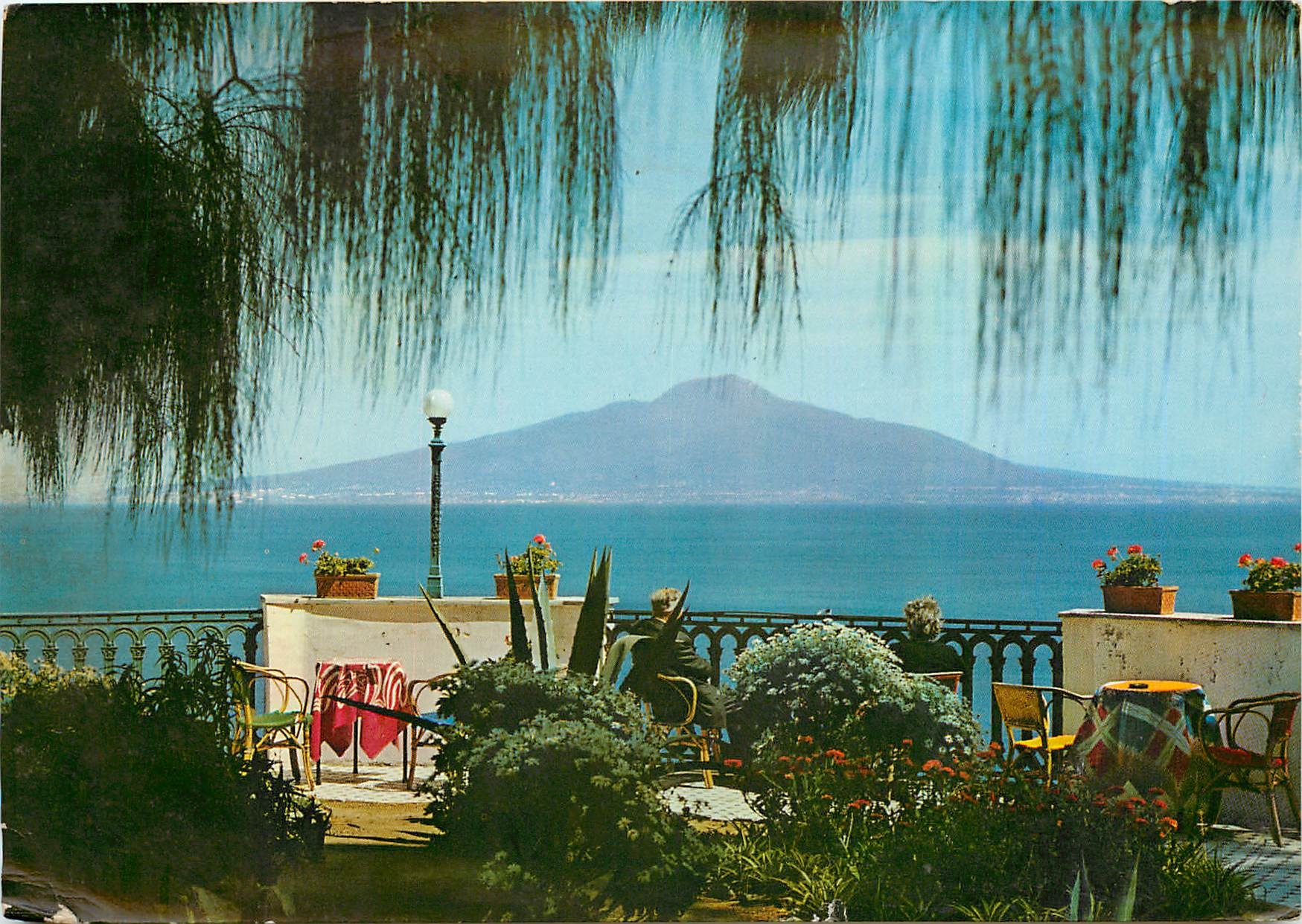 CPA Sorrento II Vesuvio visto dall Hotel Terrasse 