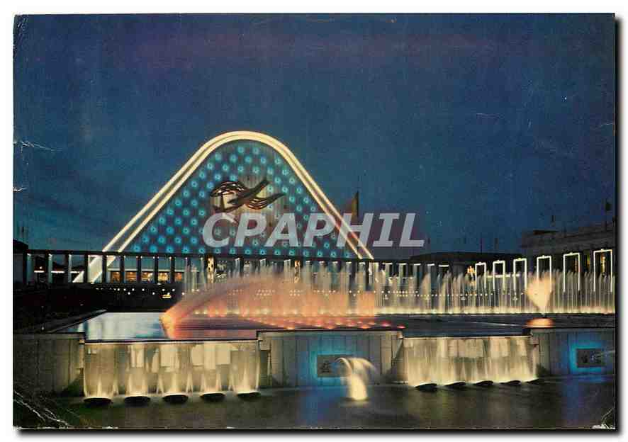 CPA Exposition Universelle de Bruxelles Facade du grand palais et fontaines La nuit