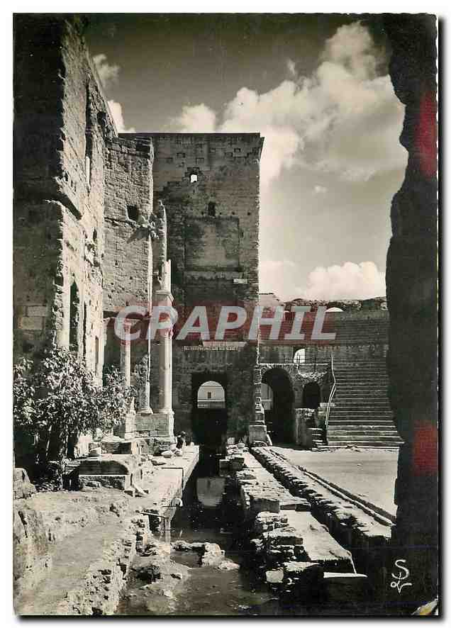 CPM Orange Vaucluse Le Theatre antique ses douves 