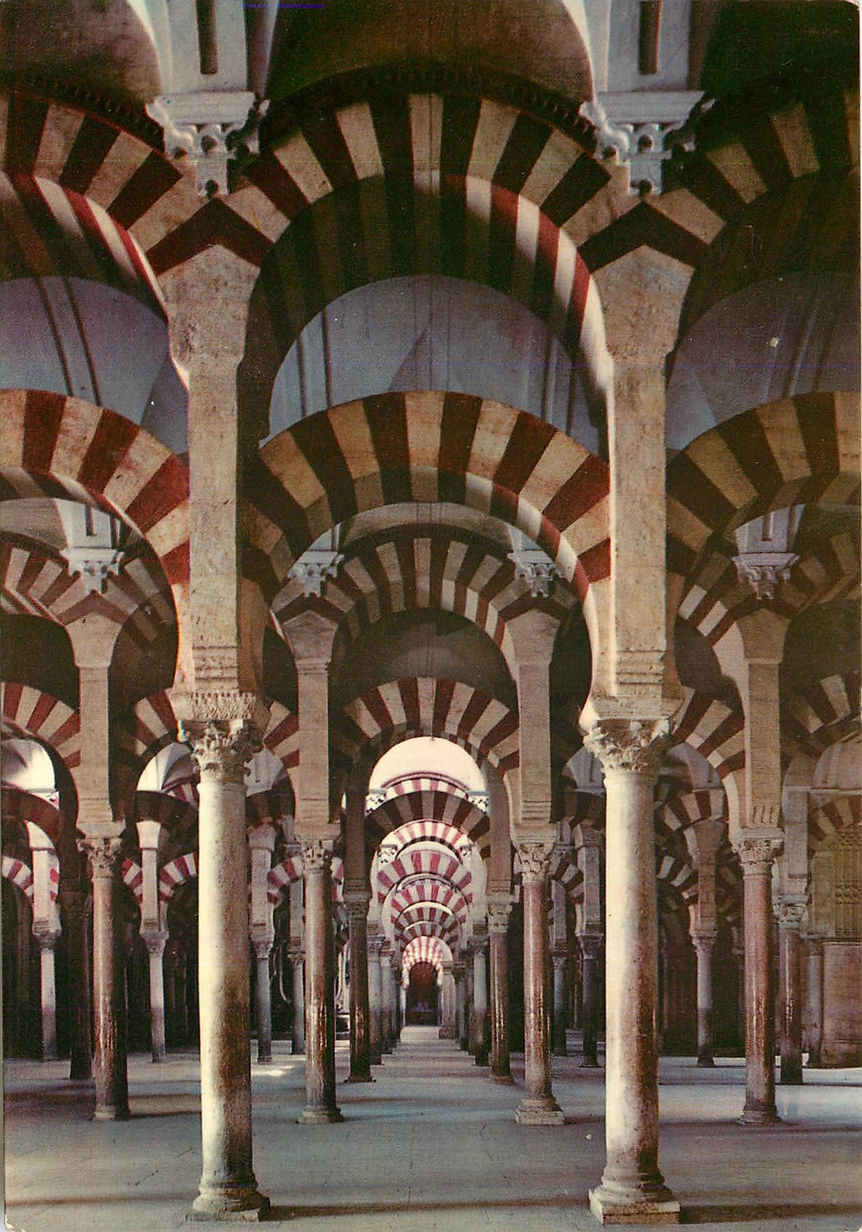 CPM Cordoba Interieur de la Mosquee 