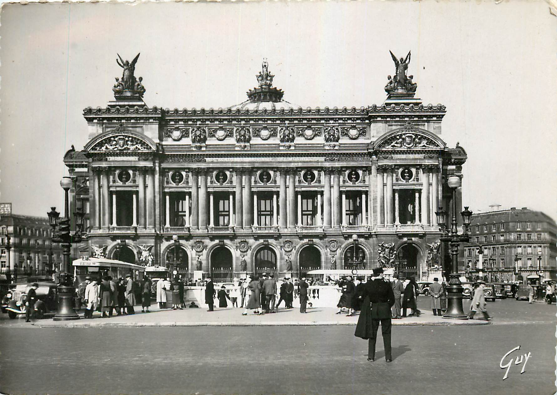 CPM Paris et ses Merveilles L'Opera Metro