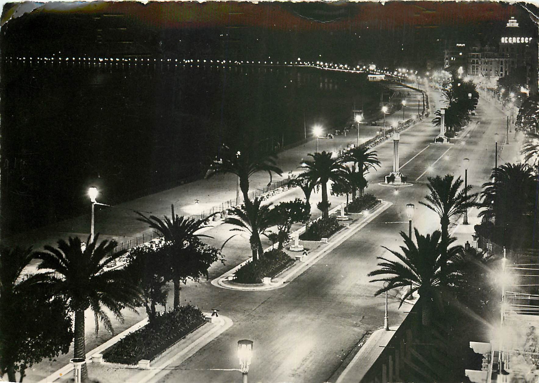 CPM La Cote d'Azur Nice la Nuit Promenade des Anglais 