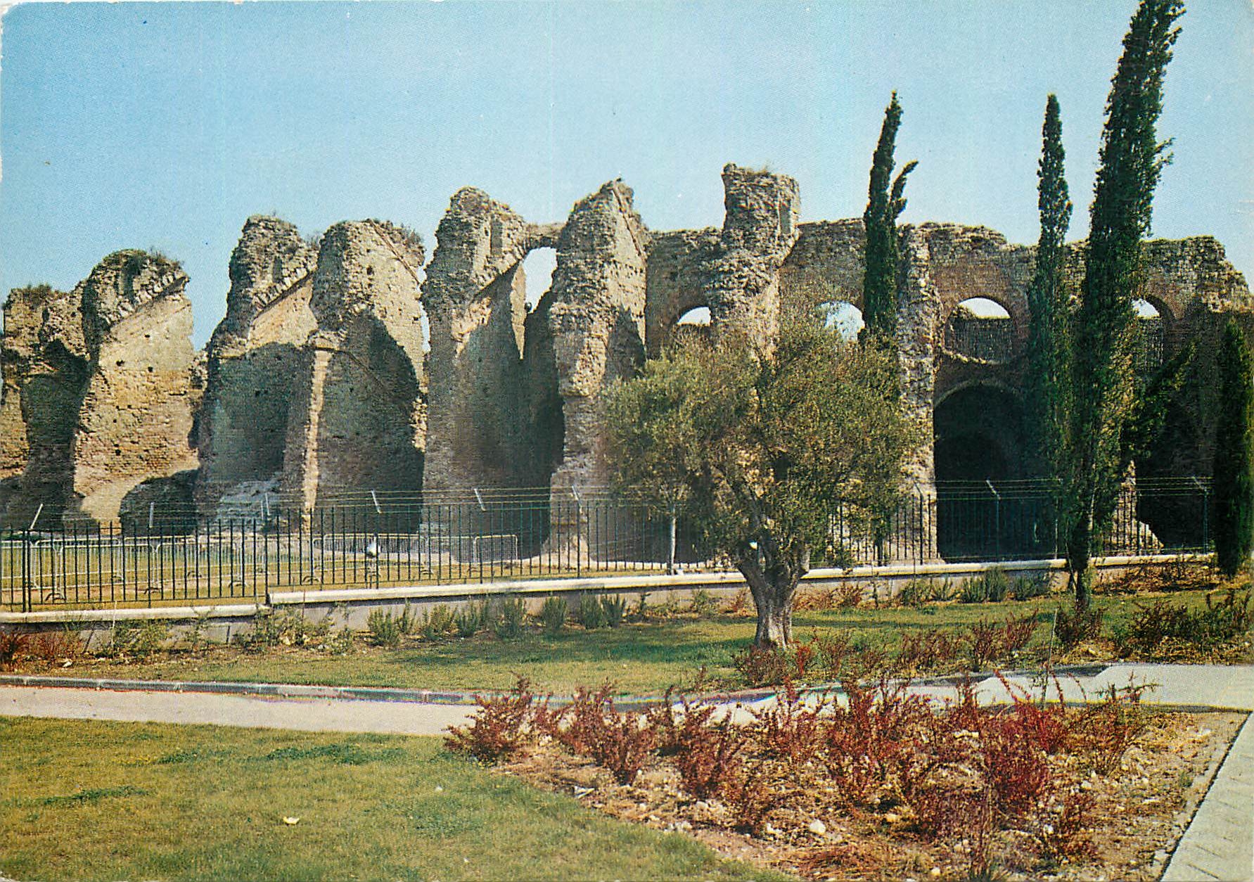 CPM La Cote d'Azur Pays du soleil Frajus (Var) Les Arenes (vstiges Romains)
