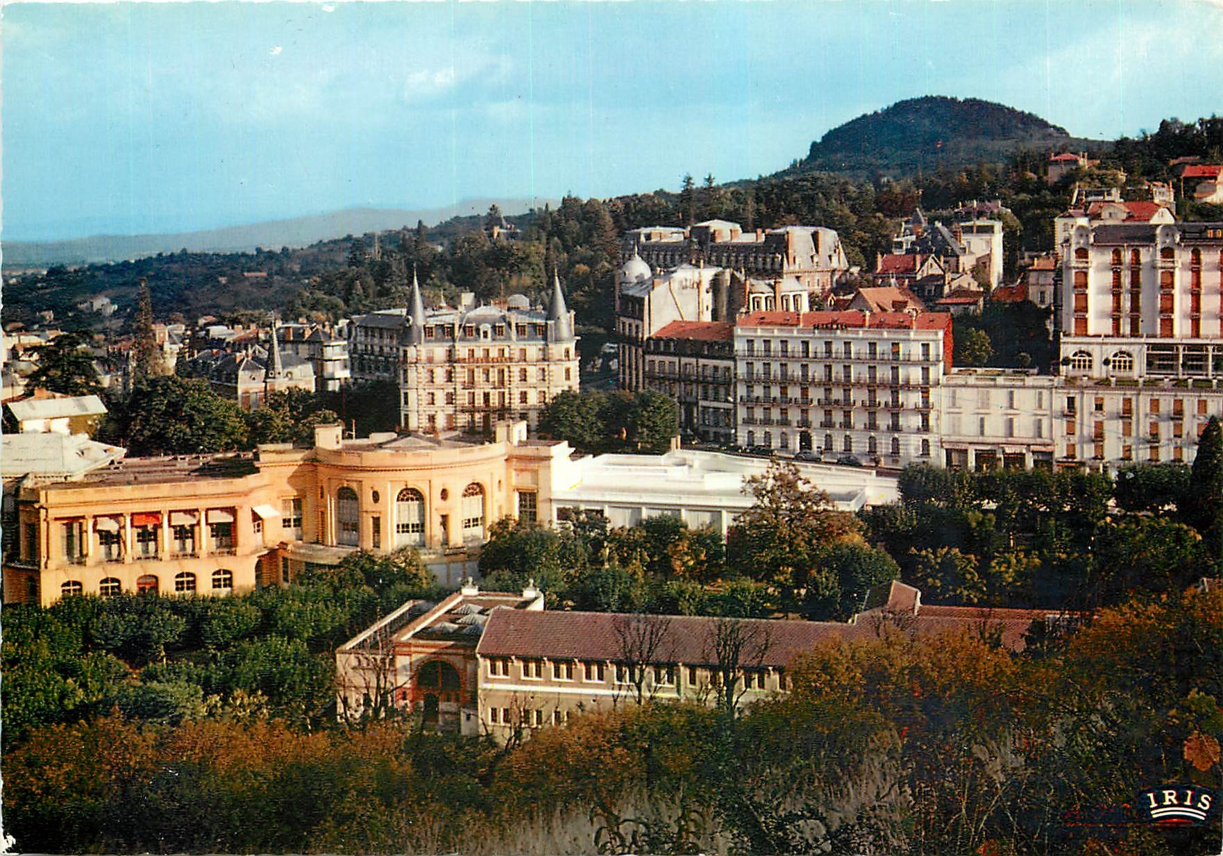 CPM Royat (P de D) La Station du Coeur le parc du Casino et les grand Hotels