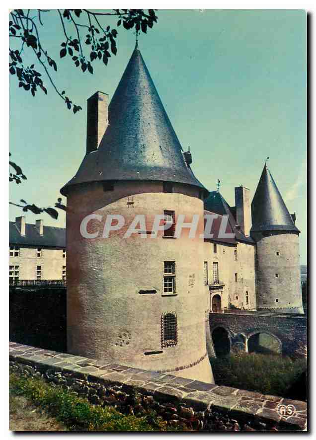 CPM L'Auvergne Pittoresque Chateau de Villeneuve Lembron