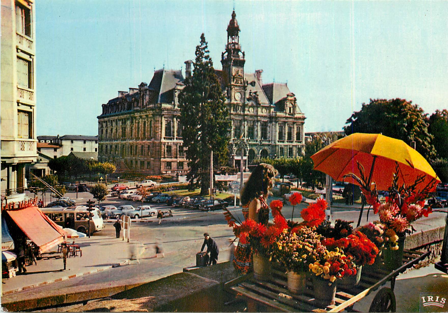CPM Limoges (Hte Vienne) L'Hotel de Ville