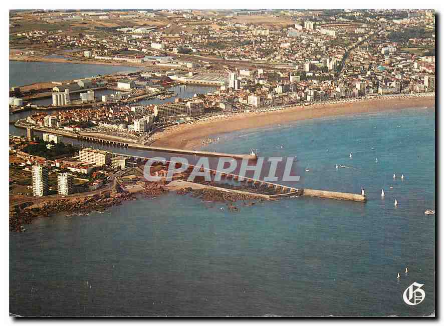 CPM Les Sables d'Olonne vue aerienne la plage les jetees