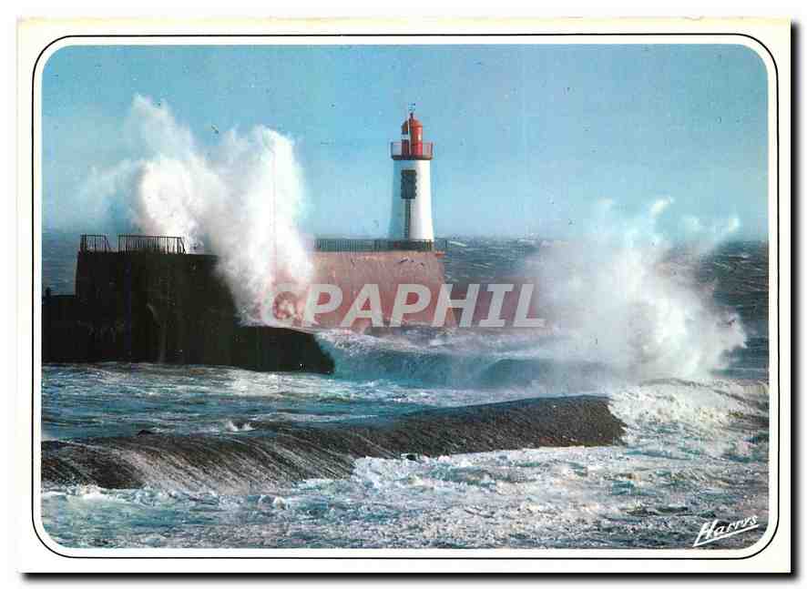 CPM Sur la Cote de Lumiere les Sables d'Olonne Le Phare un jour de tempete