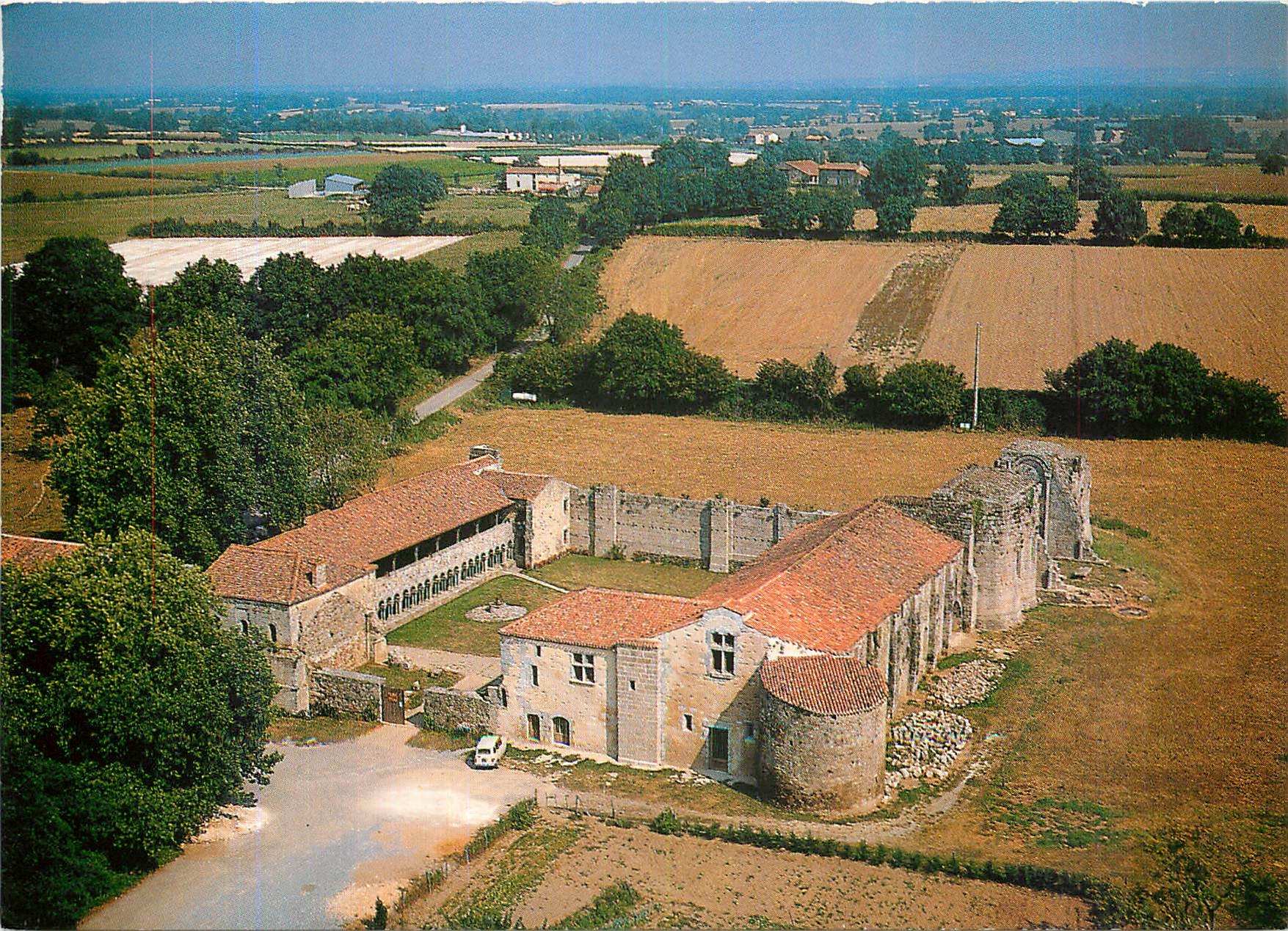 CPM Abbaye Notre Dame de la Grainetiere Les Herbiers (Vendee) Vue generale aerienne