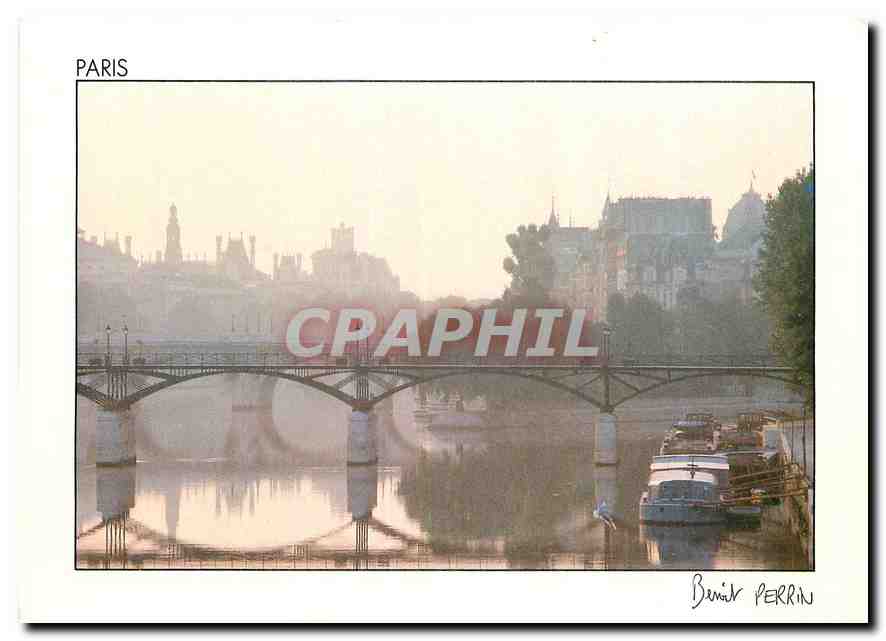 CPM Paris La Seine le port