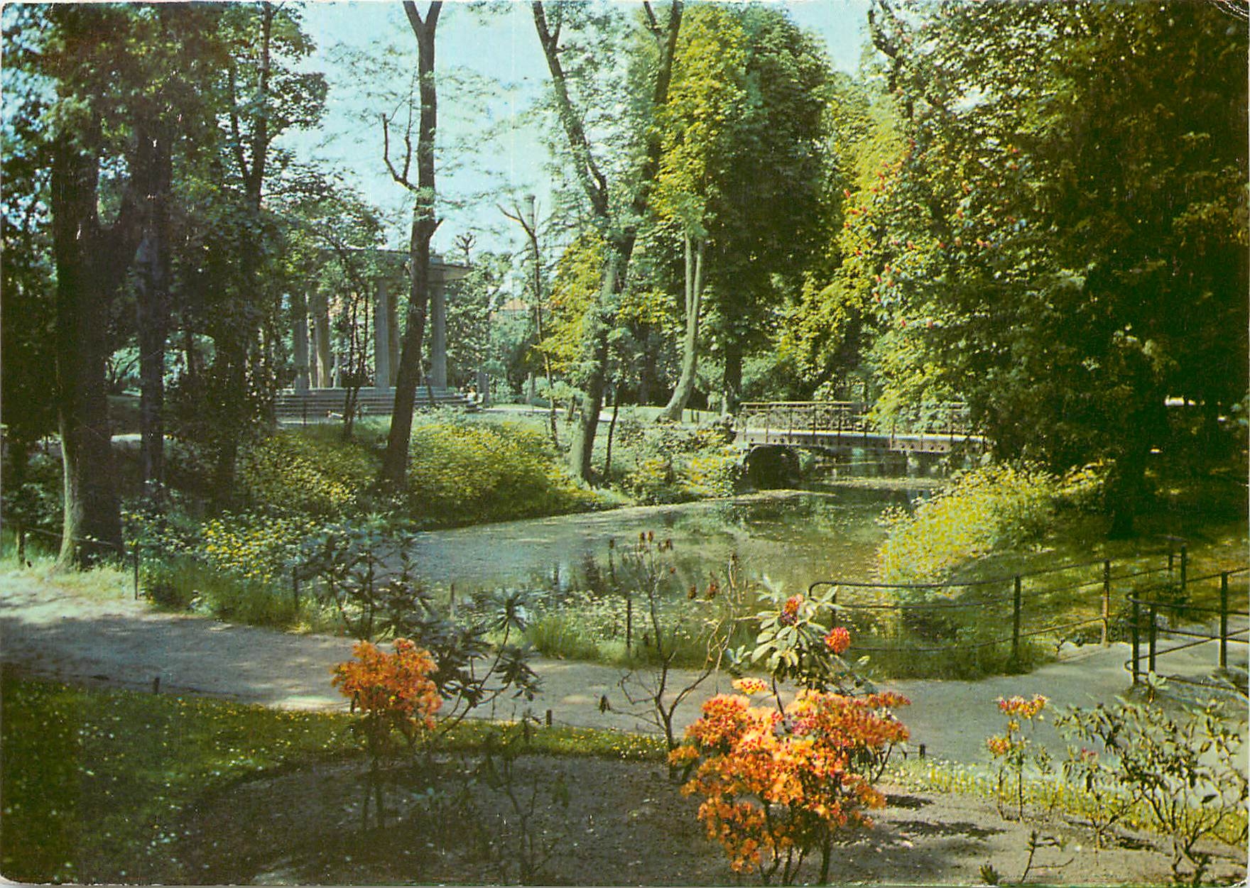 CPM Images de France Clamart Le parc de Maison Blanche