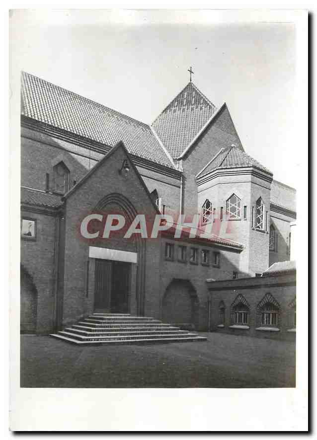 CPM Prieure Sainte Bathilde Vanves (Seine) Monastere vu de la cour d'Honneur