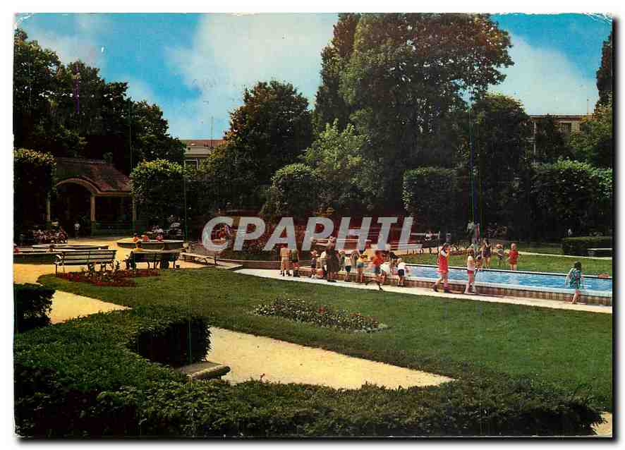 CPM Colombes (Hauts de Seine) Le Square aux Oiseaux
