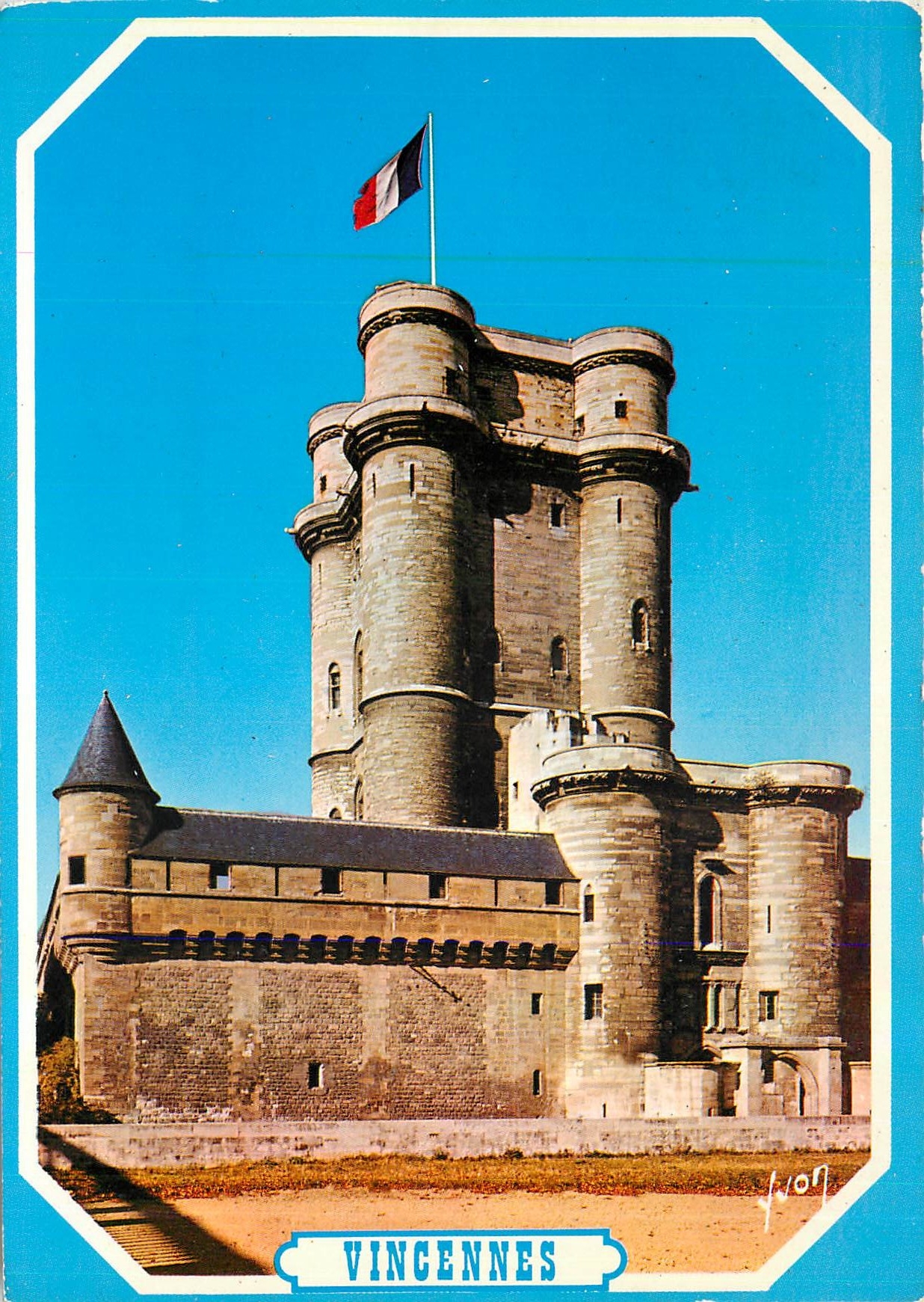 CPM Couleurs et Lumiere de France Vincennes (Val de Marne) Le Chateau de Vincennes