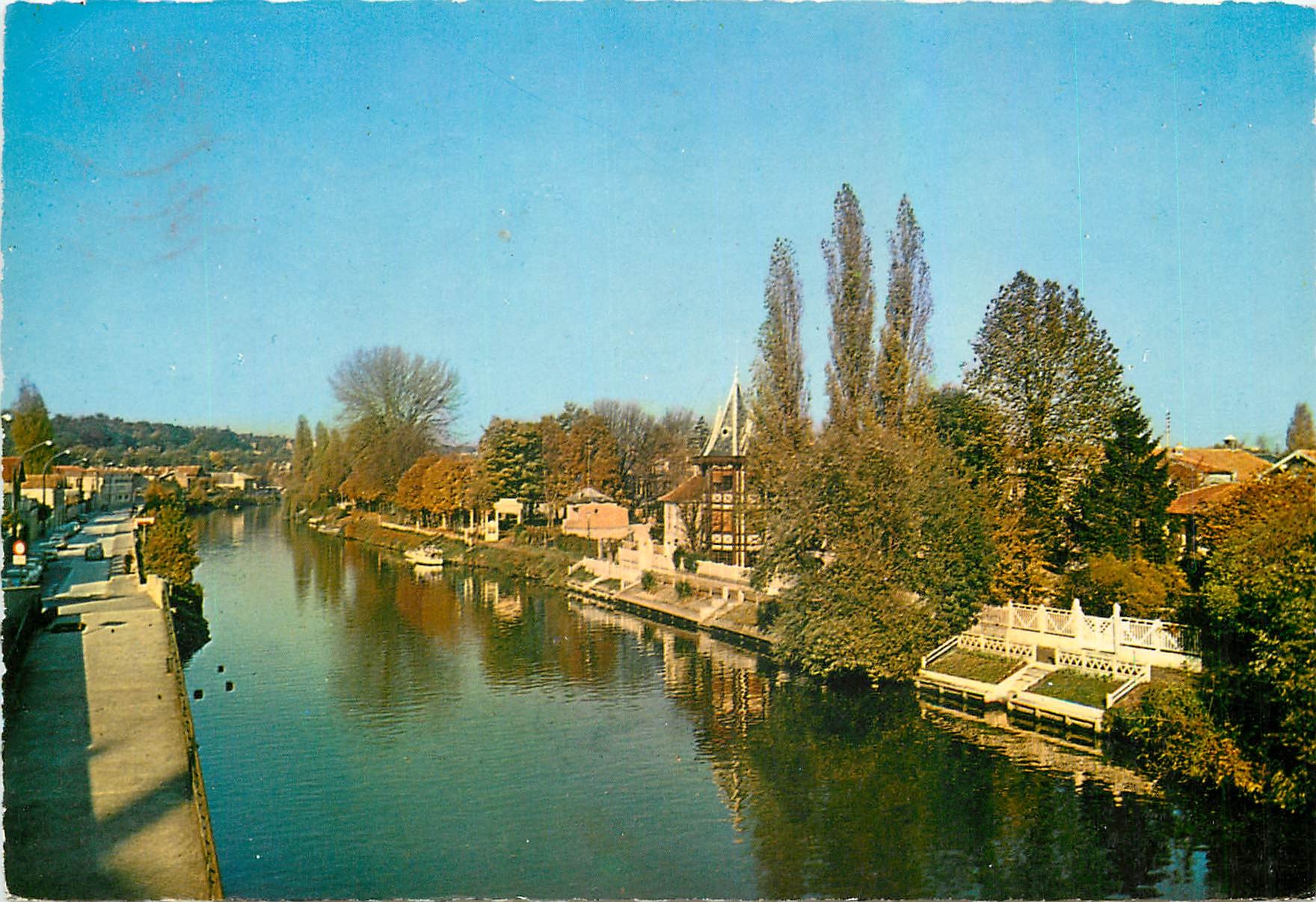 CPM Images de France Joinville Le Marne et l'ile Fanac