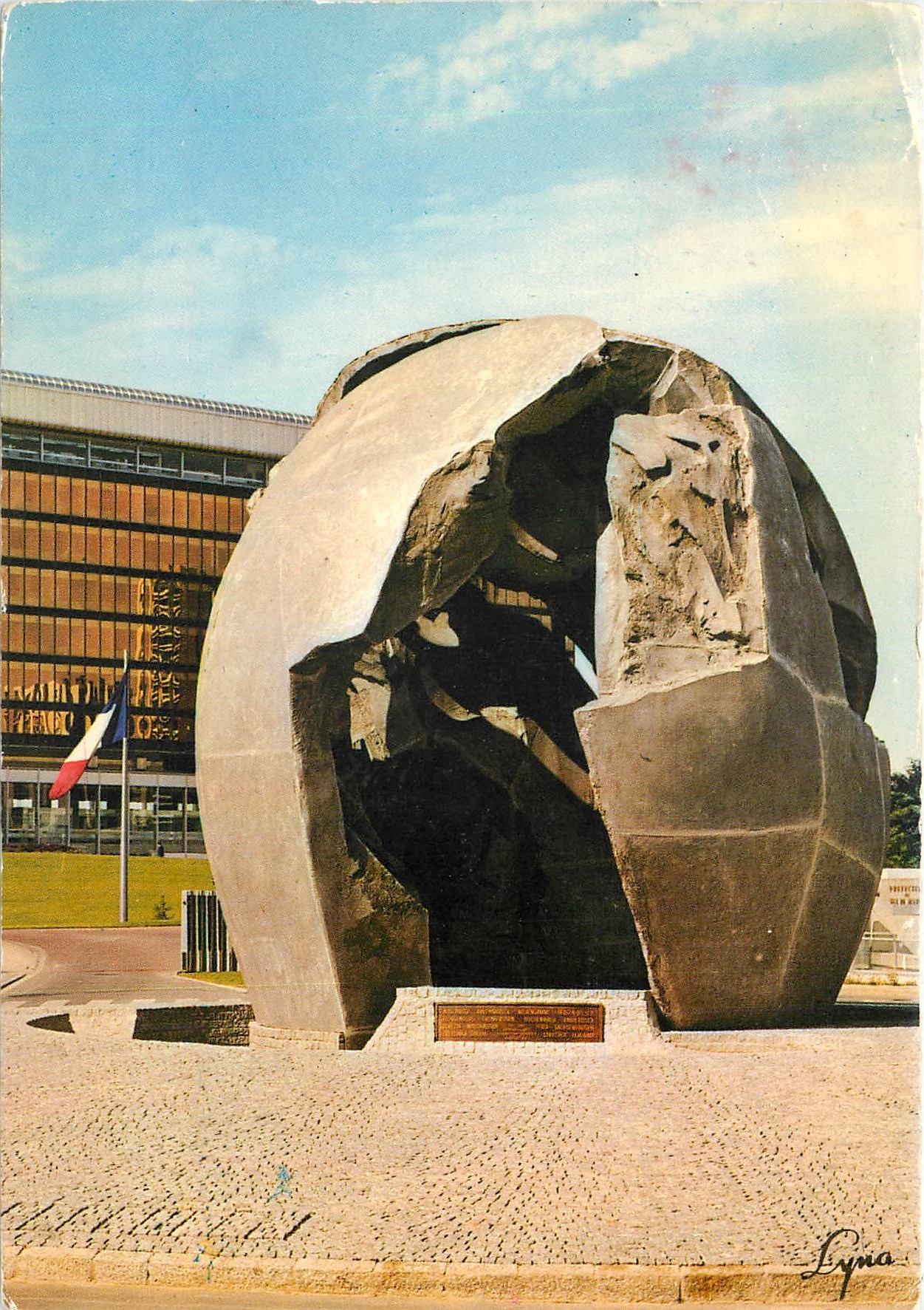CPM Creteil (Val de Marne) Le Monument des Deportes
