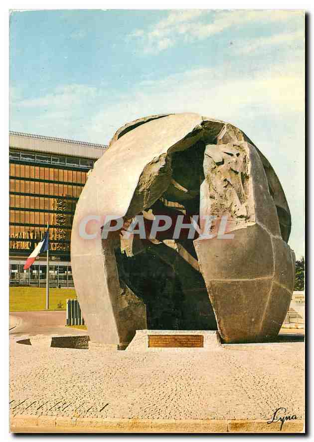 CPM Creteil (Val de  Marne) Le Monument des Deportes