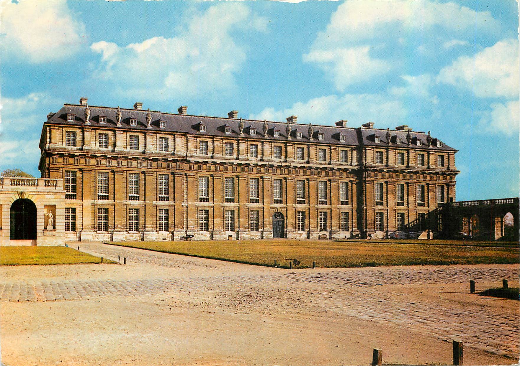 CPM Chateau de Vincennes le Pavillon de la Reine (XVIIe s)