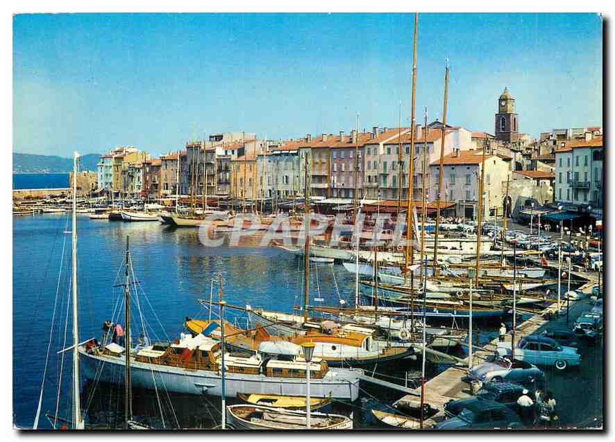 CPM Saint Tropez (Var) La Cote d'Azur Le Port