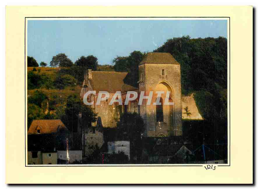 CPM Reflets du Perigord St Amand de Coly l'eglise abbatiale (XIIe) au soleil couchant