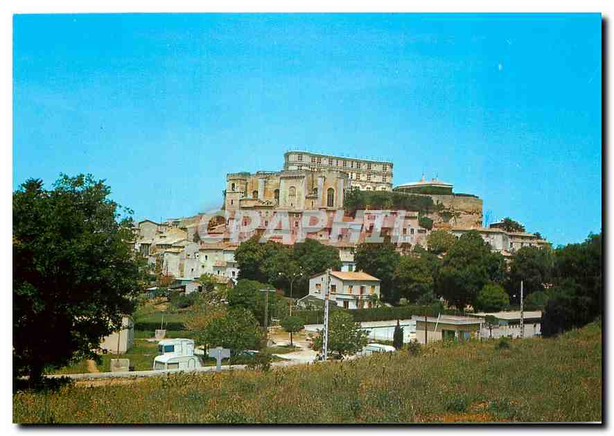 CPM Grignan (Drome) Vue generale chateau de la Marquise de Sevigne