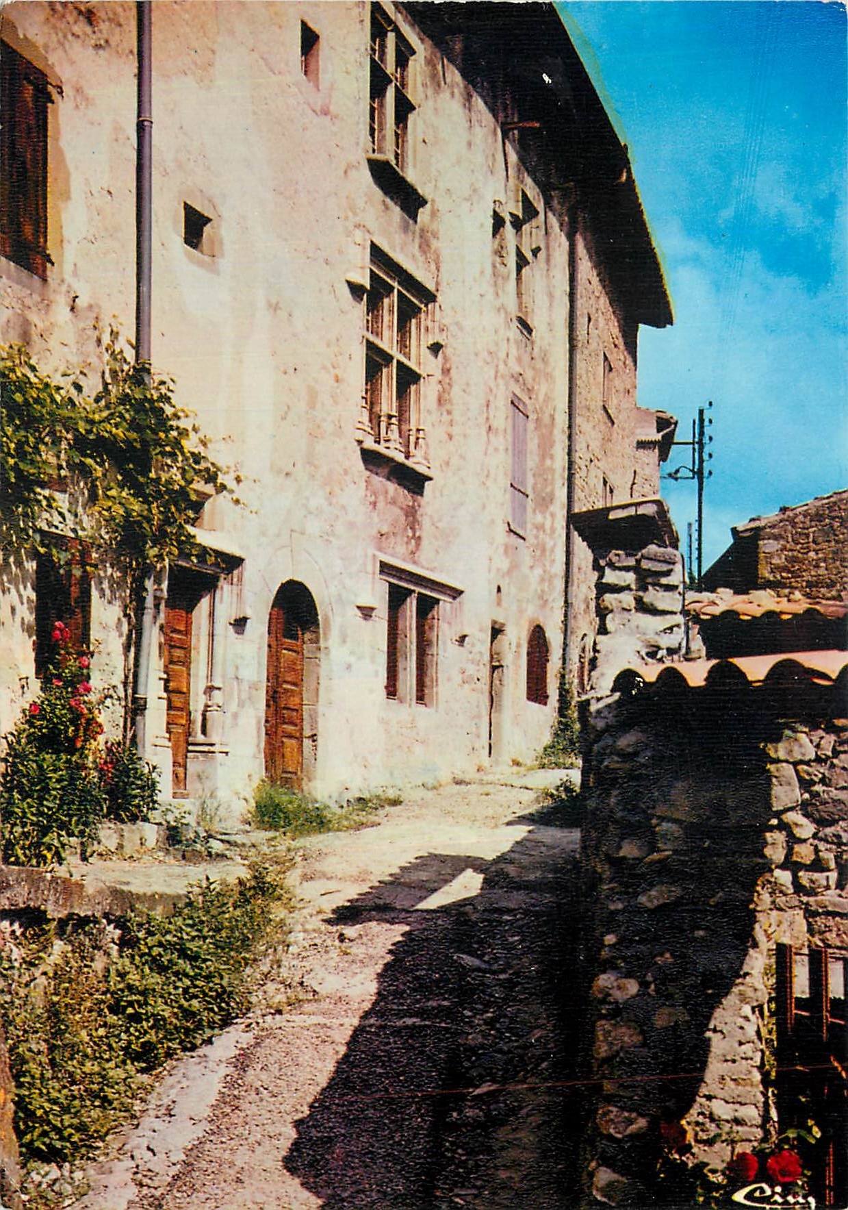 CPM Bordeaux (Drome) Maison Renaissance dans le vieux village